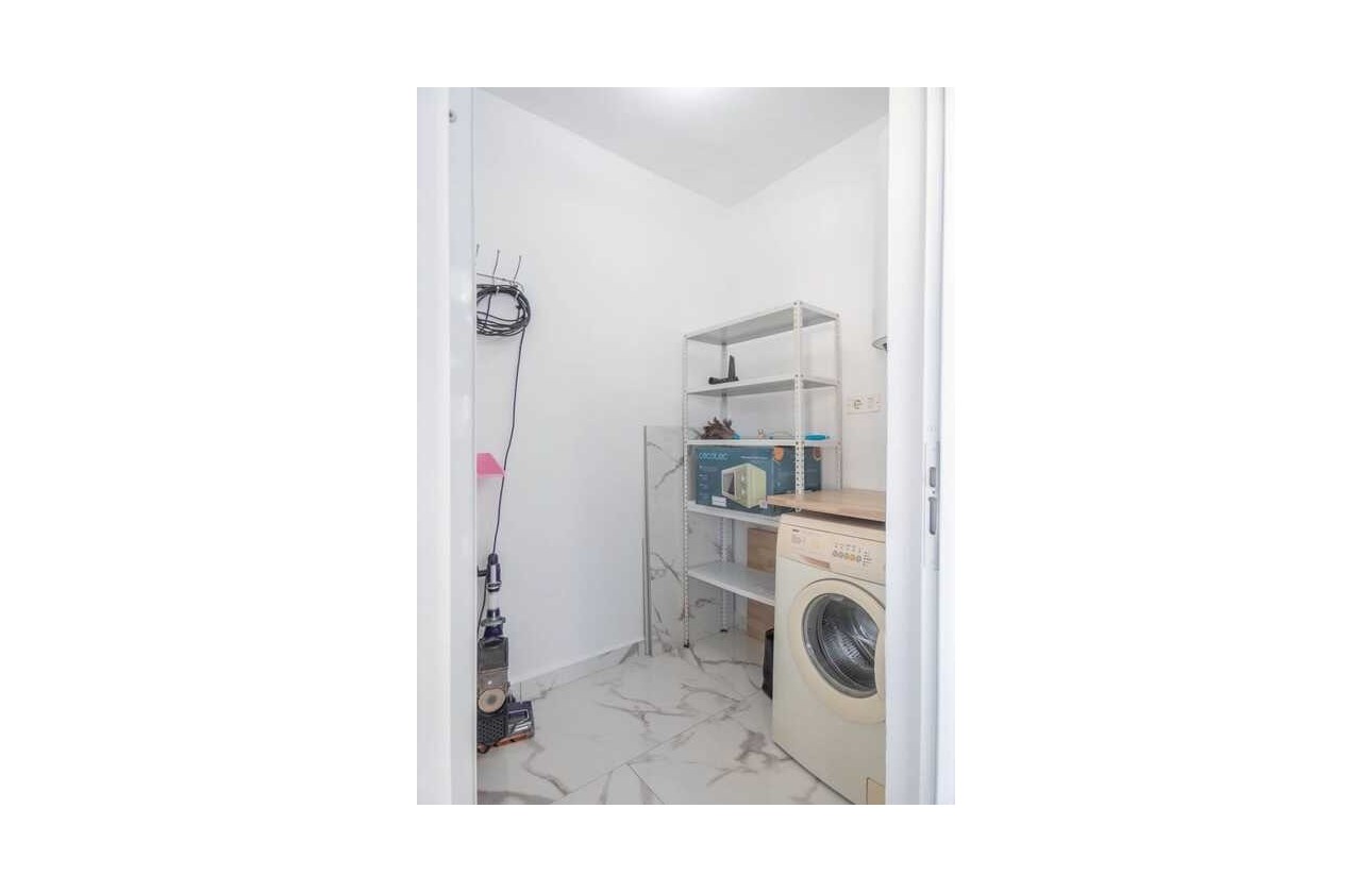 Återförsäljning -  - Villamartin