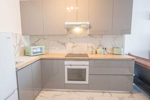 Återförsäljning -  - Villamartin