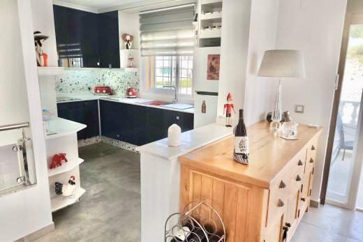 Återförsäljning - Detached Villa - Orihuela Costa - Villamartin