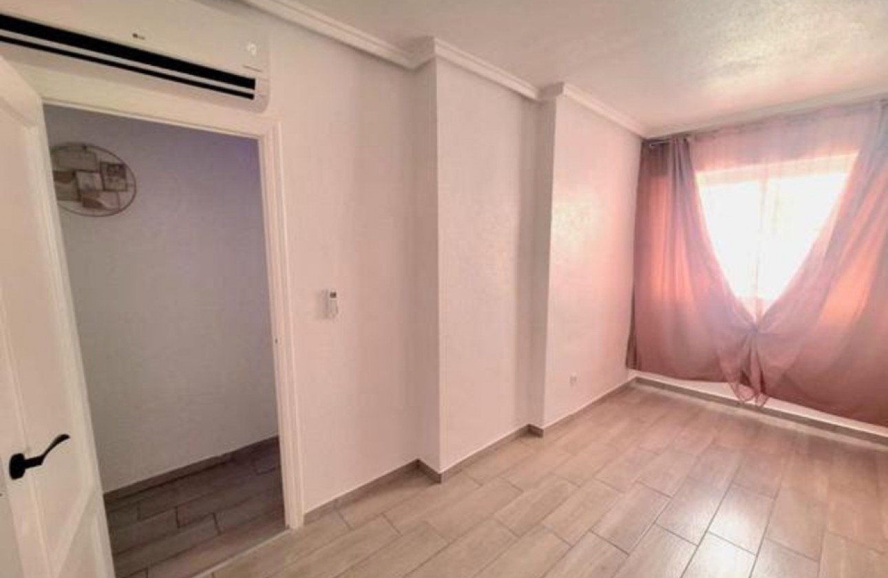 Reventa - Apartamento - Torrevieja