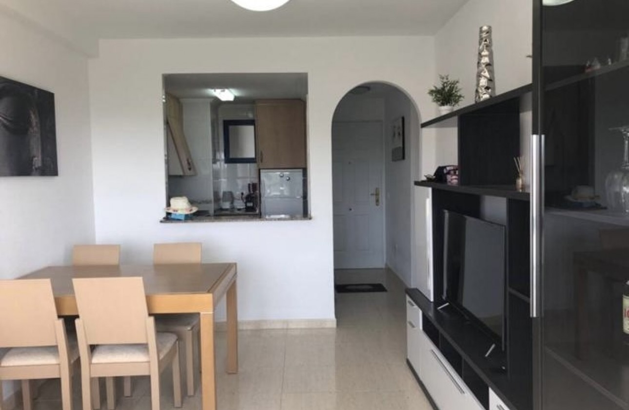 Resale - Apartment - Campoamor